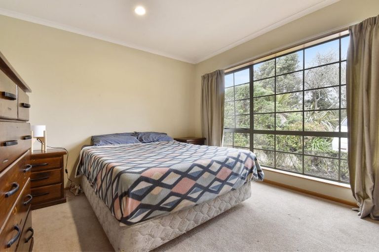 Photo of property in 30 Everlea Place, Alfriston, Auckland, 2105