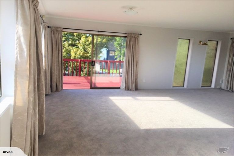 Photo of property in 1/71 Kowhai Road, Mairangi Bay, Auckland, 0630