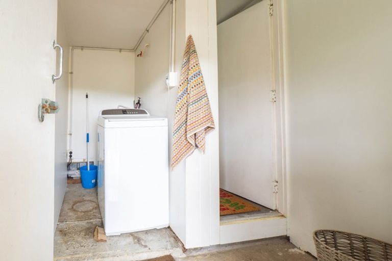 Photo of property in 6506 Christchurch Akaroa Road, Takamatua, 7581