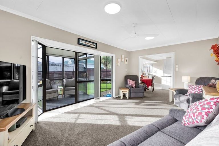Photo of property in 3 Webster Street, Westown, New Plymouth, 4310
