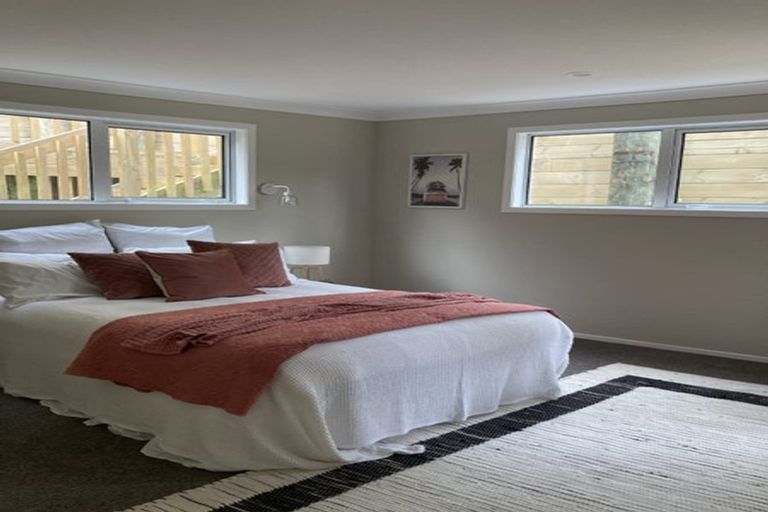 Photo of property in 156 Paremata Road, Paremata, Porirua, 5024