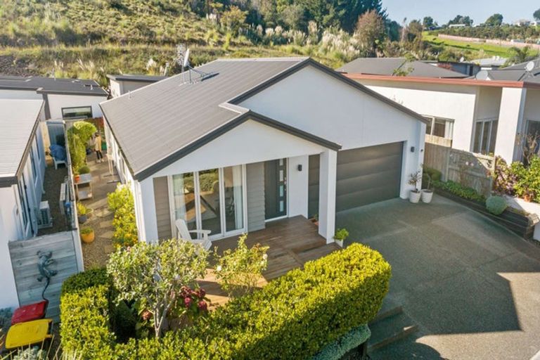 Photo of property in 8 Aubrey Way, Brookfield, Tauranga, 3110