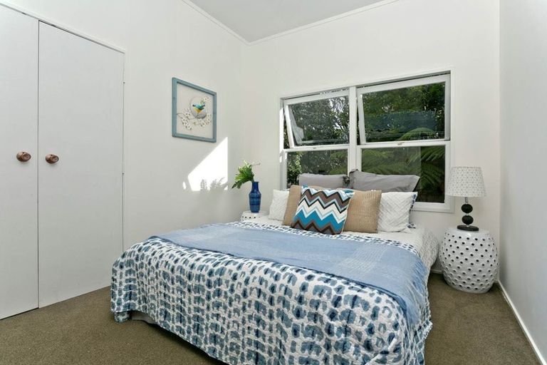 Photo of property in 20 Portobello Place, Torbay, Auckland, 0630