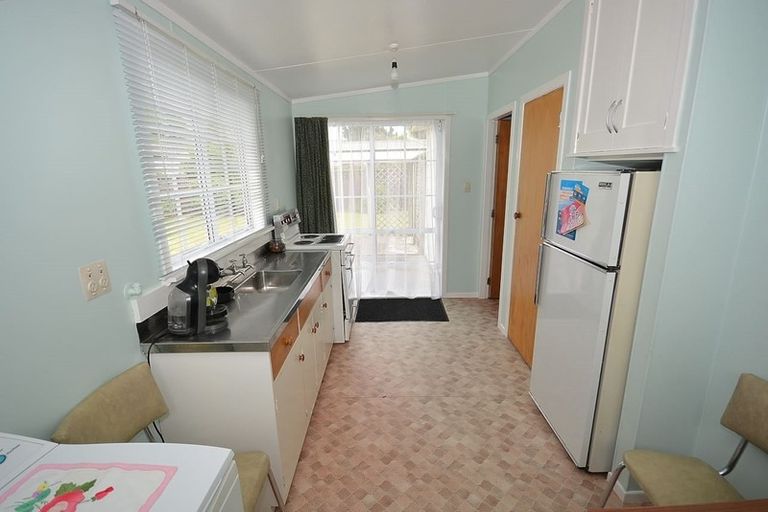 Photo of property in 26 Waimea Road, Waikanae Beach, Waikanae, 5036