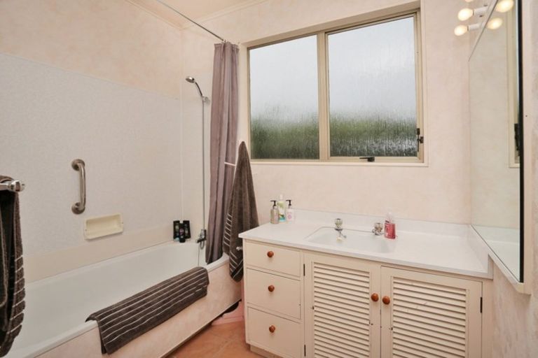 Photo of property in 43 Layard Street, Windsor, Invercargill, 9810