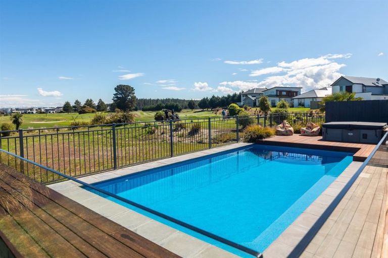 Photo of property in 4 The Belfry, Waimairi Beach, Christchurch, 8083