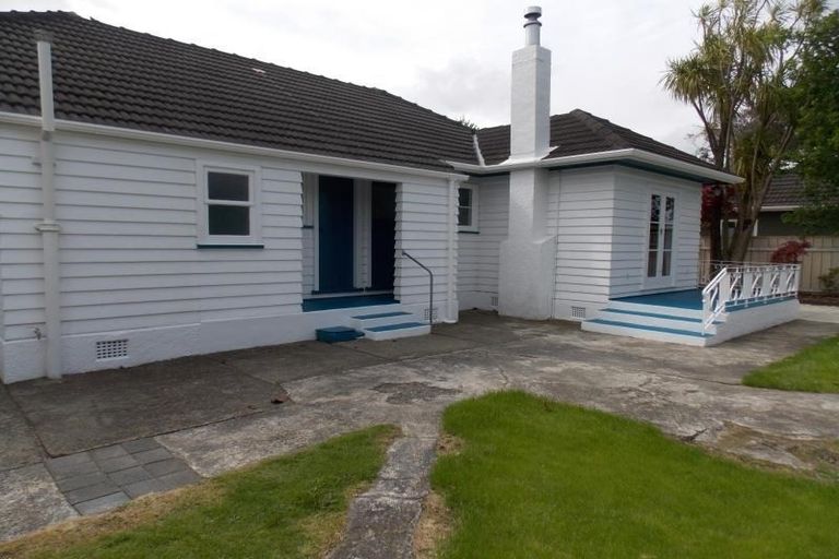 Photo of property in 290 Fergusson Drive, Heretaunga, Upper Hutt, 5018