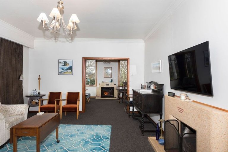 Photo of property in 40 Queen Street, Dannevirke, 4930