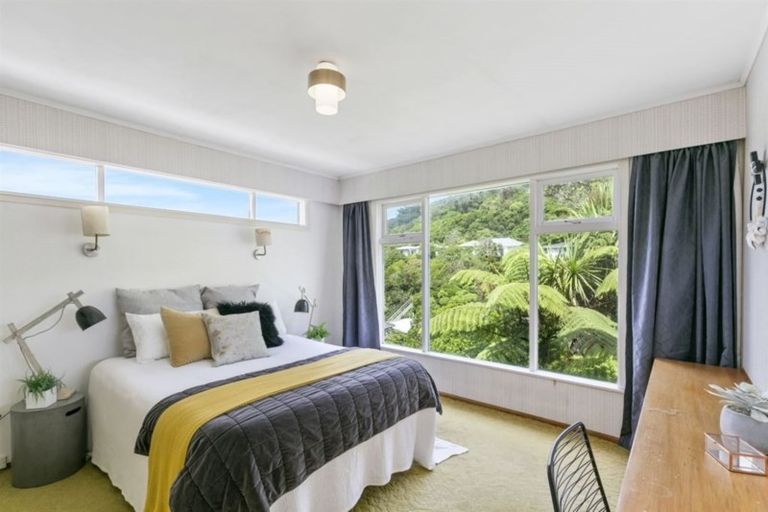 Photo of property in 160 Parkvale Road, Karori, Wellington, 6012