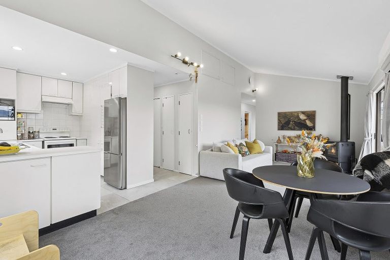 Photo of property in 22 The Bollard, Whitby, Porirua, 5024