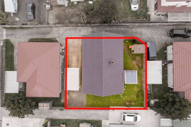Photo of property in 72b Swaffield Road, Papatoetoe, Auckland, 2025