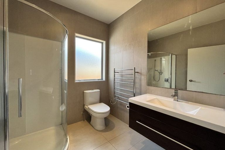 Photo of property in 39 Hornbill Drive, Fairview Heights, Auckland, 0632