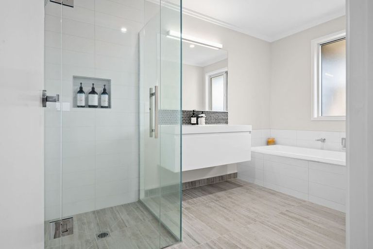 Photo of property in 2 Avian Place, Flagstaff, Hamilton, 3210