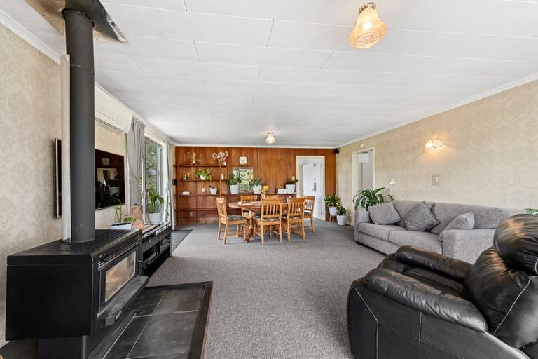 Photo of property in 20 Dudley Road Lower, Inglewood, 4386