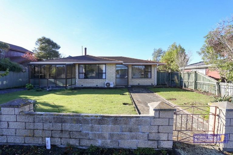 Photo of property in 56 Royal Park Drive, Parklands, Christchurch, 8083