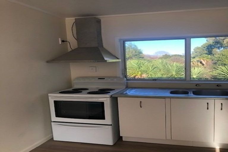 Photo of property in 2/28 Homedale Street, Pukehangi, Rotorua, 3015