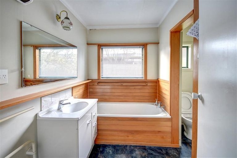 Photo of property in 815 Brighton Road, Ocean View, Dunedin, 9035