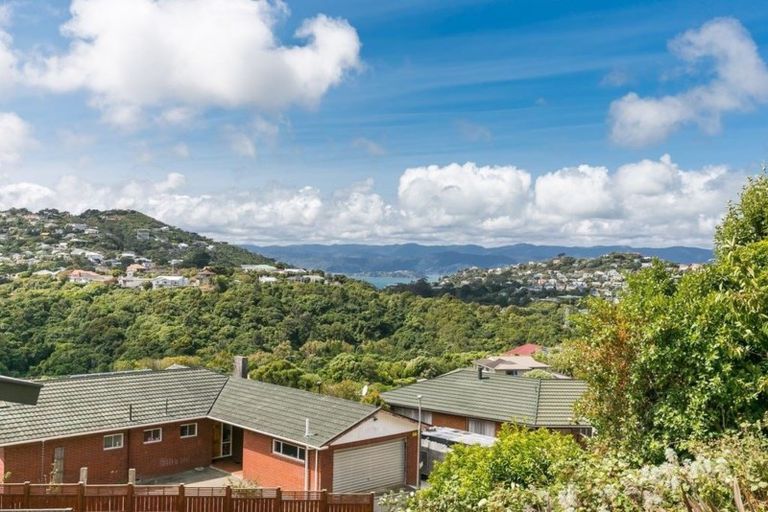 Photo of property in 7a Randolph Road, Crofton Downs, Wellington, 6035