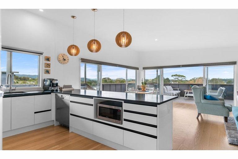 Photo of property in 7 Takahe Place, Mangawhai, 0505