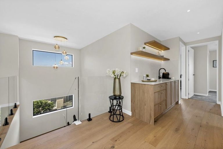 Photo of property in 202 Clovelly Road, Bucklands Beach, Auckland, 2012