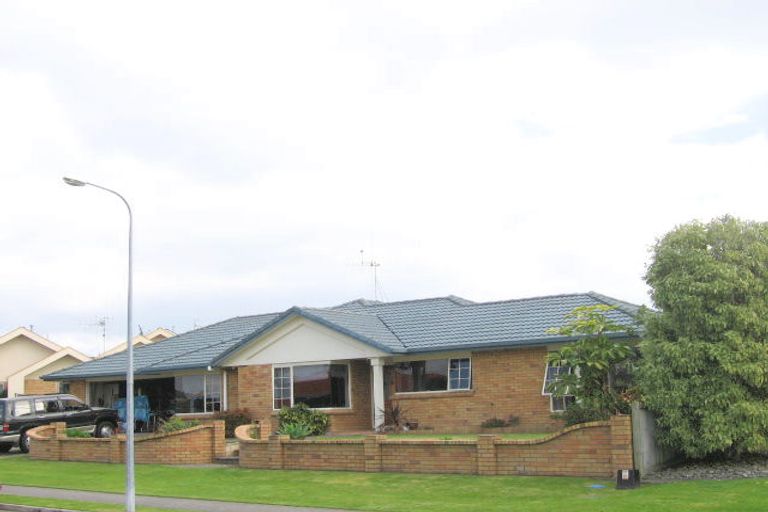 Photo of property in 4 Phoenix Heights, Mount Maunganui, 3116