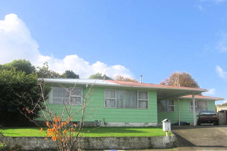 Photo of property in 18 Kimberley Grove, Westbrook, Palmerston North, 4412