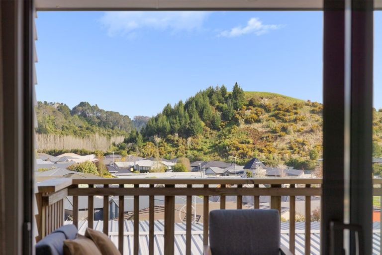 Photo of property in 127 Kennedy Road, Pyes Pa, Tauranga, 3112