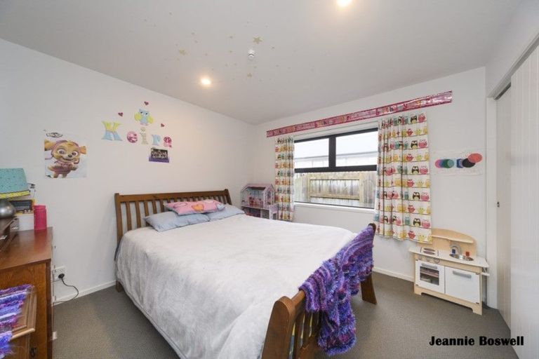 Photo of property in 105 Cashmere Drive, Fitzherbert, Palmerston North, 4410