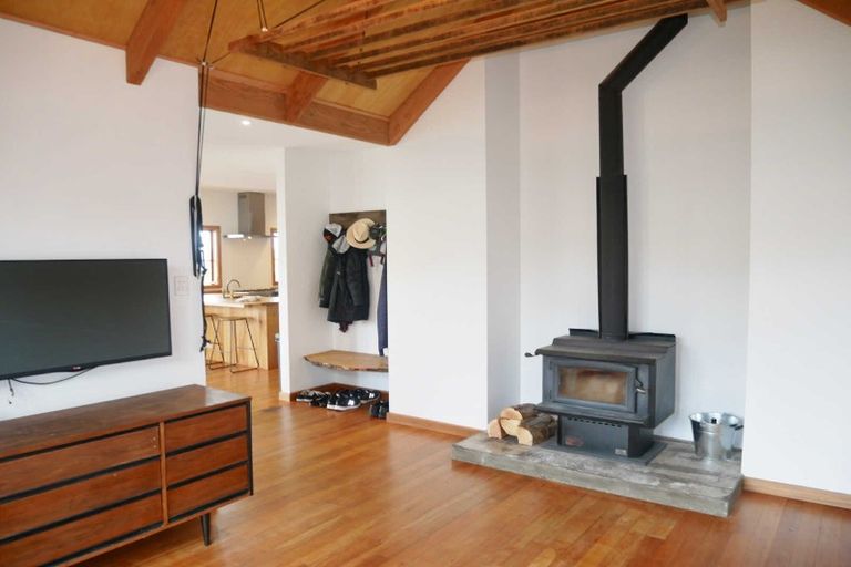 Photo of property in 7 Ticehurst Road, Lyttelton, 8082