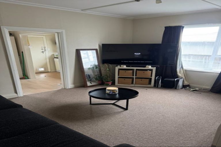 Photo of property in 14a Douglas Street, Waiwhetu, Lower Hutt, 5010