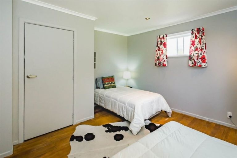 Photo of property in 11 Otaihanga Road, Otaihanga, Paraparaumu, 5036