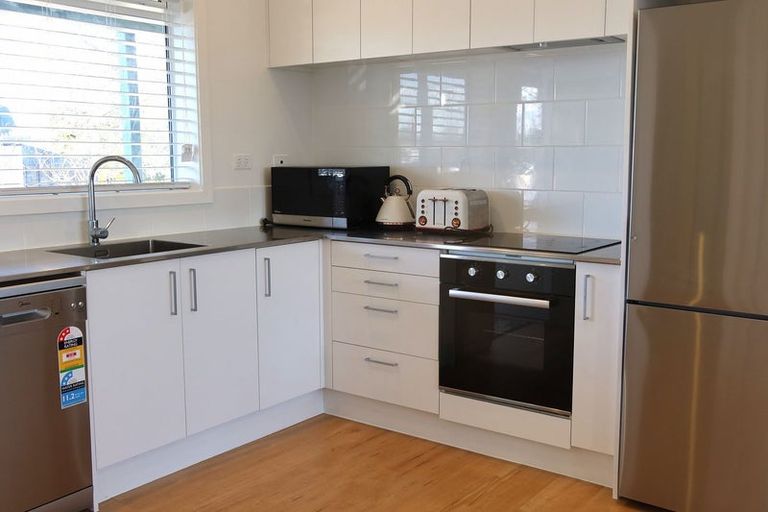 Photo of property in 1/118 Office Road, Merivale, Christchurch, 8014