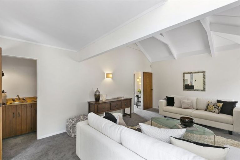 Photo of property in 70b Amapur Drive, Khandallah, Wellington, 6035