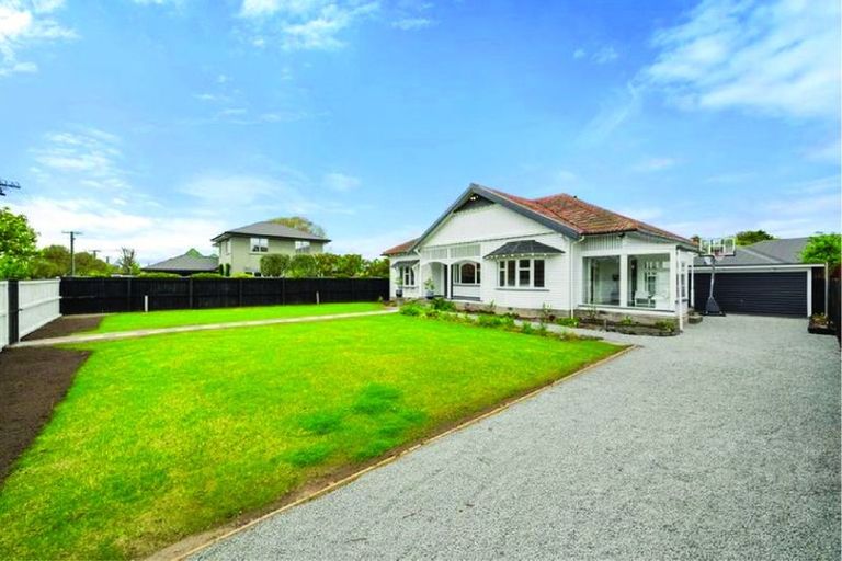 Photo of property in 101 Windermere Road, Papanui, Christchurch, 8053