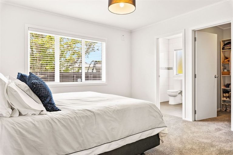 Photo of property in 57 Waipani Road, Te Atatu Peninsula, Auckland, 0610