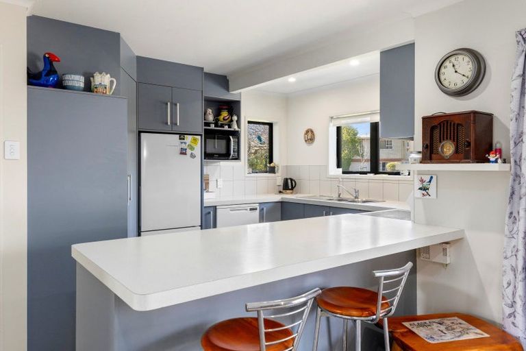 Photo of property in 1/7 Kathleen Place, Rainbow Point, Taupo, 3330