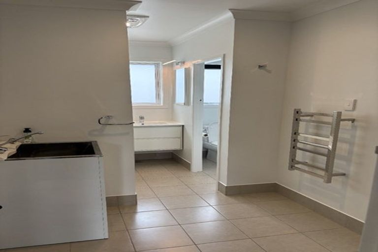 Photo of property in 289d Carrington Street, Vogeltown, New Plymouth, 4310