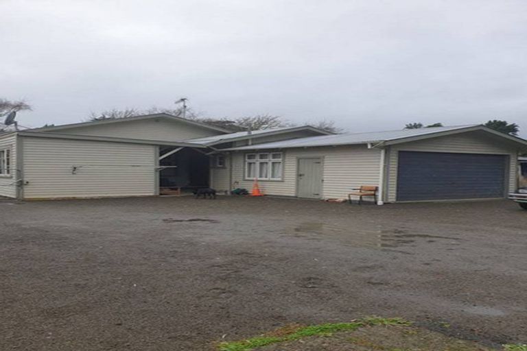 Photo of property in 42 Mangahao Road, Shannon, Palmerston North, 4474