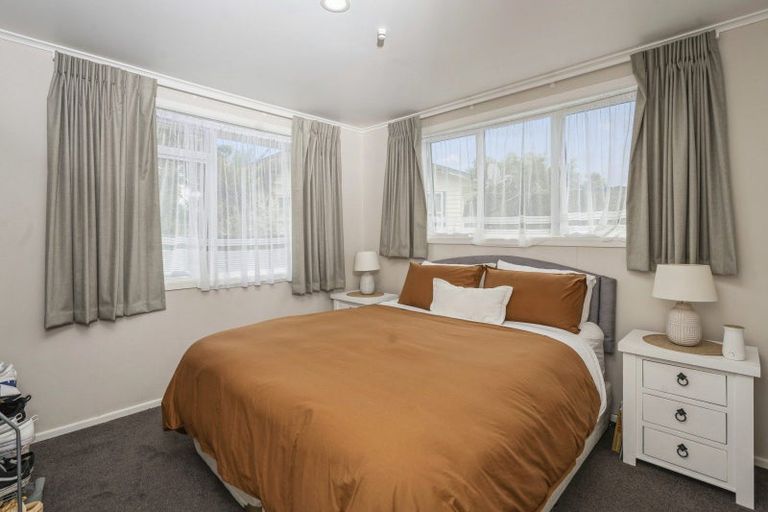Photo of property in 10 Clouston Crescent, Fenton Park, Rotorua, 3010