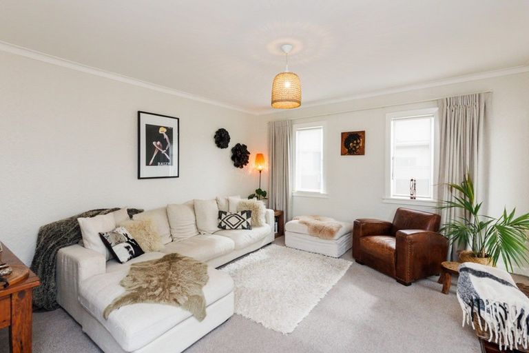 Photo of property in 73 Jickell Street, Hokowhitu, Palmerston North, 4410