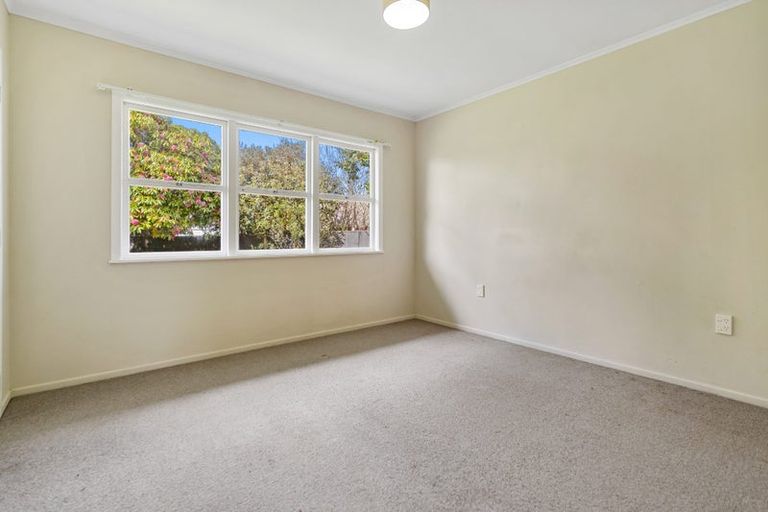 Photo of property in 9 Otuhiwai Crescent, Tikipunga, Whangarei, 0112