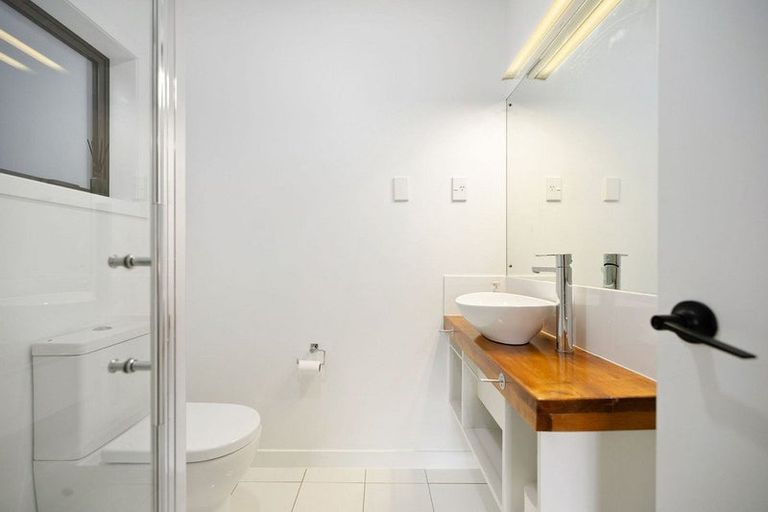 Photo of property in 14 Orbell Drive, Lake Hayes, Queenstown, 9304