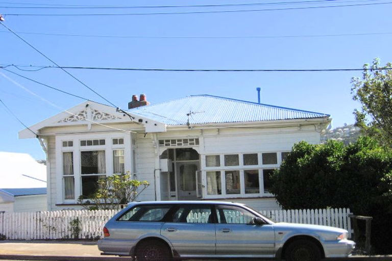 Photo of property in 6 Coromandel Street, Newtown, Wellington, 6021