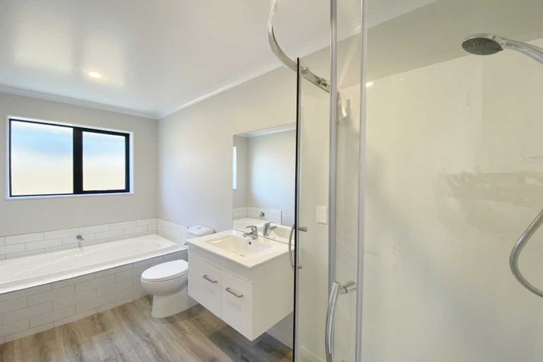 Photo of property in 30 Ellmers Street, Woodend, 7691