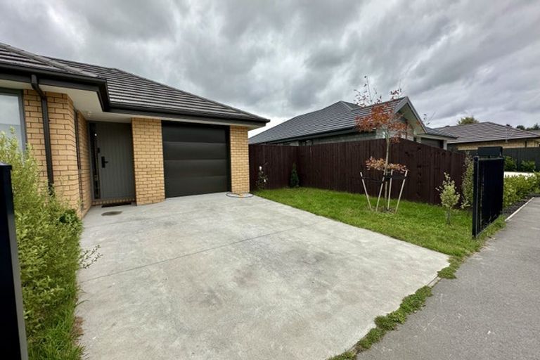 Photo of property in 10 Agathis Crescent, Wigram, Christchurch, 8025