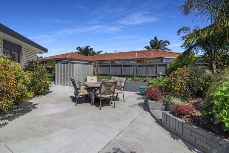 Photo of property in 2 Melia Place, Mount Maunganui, 3116
