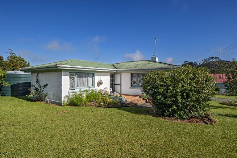 Photo of property in Swamp Road, Mareretu, Paparoa, 0571