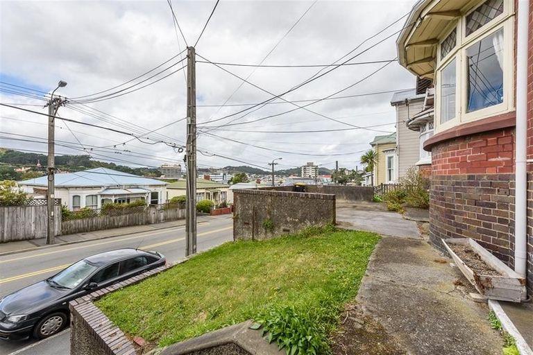 Photo of property in 94 Wallace Street, Mount Cook, Wellington, 6021