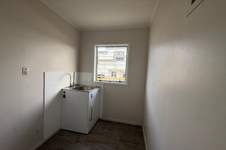 Photo of property in 30 Beaufort Place, Papatoetoe, Auckland, 2025