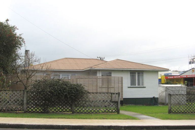 Photo of property in 1 Cambridge Street, Te Kamo, Whangarei, 0112